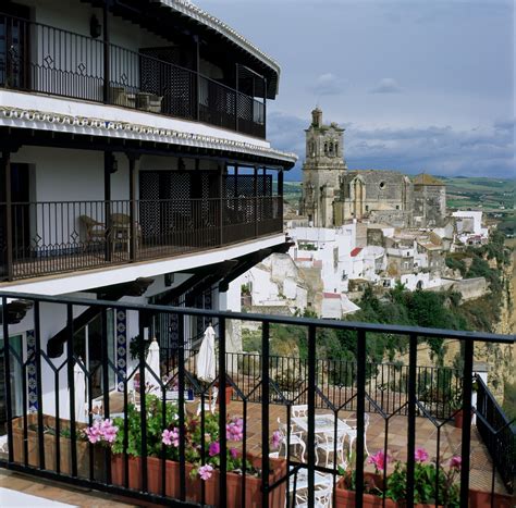 Simple Science: How to Make a Volcano with Kids