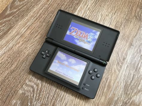 Download nds roms/nintendo ds roms to play on your pc, mac or mobile device using an emulator. Nintendo DS Lite Review - Retro Game Dude