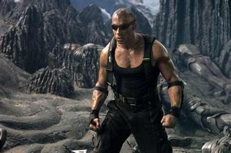 Review The Chronicles Of Riddick 2004 — 3 Brothers Film