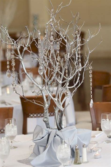 Stunning 52 Beautiful Simple Winter Wedding Centerpieces Decor Ideas