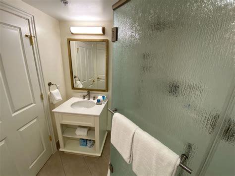 Best saratoga springs b&bs on tripadvisor: PHOTOS, VIDEO: Tour a Remodeled Two-Bedroom Villa at ...