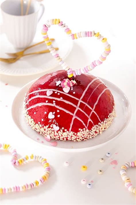Kuchen rezepte schmecken immer, besonders zu kaffee und tee. Valentinstagstorte leicht gemacht! in 2020 | Valentinstag ...