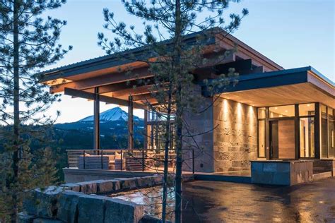 Mountain Modern Home Hovers Above The Montana Wilderness