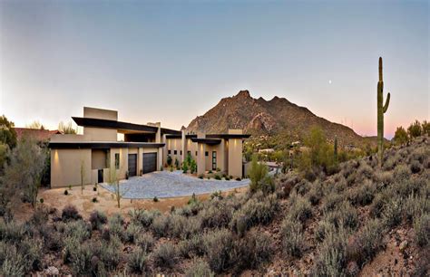 Pin By Geoff Edwards On Desert House House Styles Desert Homes Mansions
