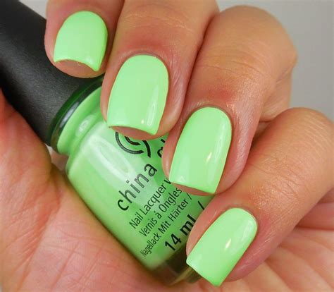 China Glaze Lite Brites Collection Summer 2016 Green Nails Solid