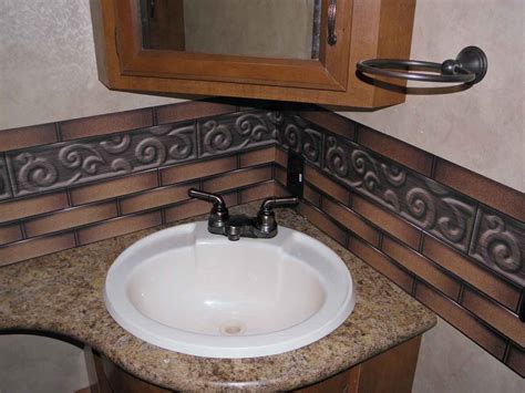 Looking to rent an rv in cloverleaf, texas? 2015 Used Thor Motor Coach Hurricane 34E Class A in ...