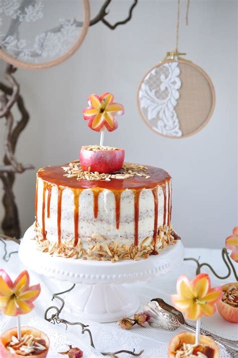 Johannisbeerkuchen rezept | kuchen mit johannisbeeren & baiserhaube backen. Apfel- Karamell Torte mit Apfel- Dessert | Karamell torte ...