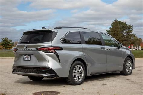 2021 Toyota Sienna 4 Things We Like And 4 Things We Dont