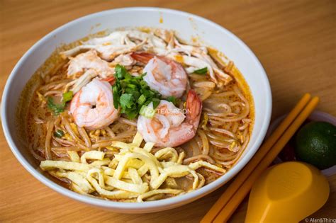 Biggest Bowl Of Laksa In Kuching Teaspoon