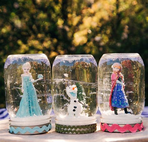 Frozen Snow Globes With Images Frozen Birthday Party Decorations