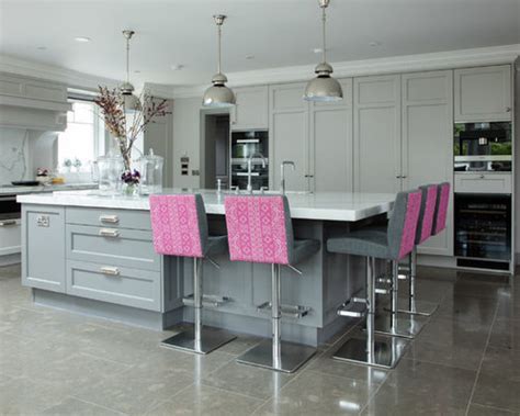 Marble flooring comes in a wide range of color options but is often marble flooring tiles come in varying colors and surface patterns. Kitchen with Marble Floors Design Ideas & Remodel Pictures ...
