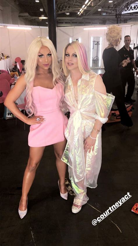 Farrah Moan And Courtney Act At Drag World London 2018 Drag In 2019 Farrah