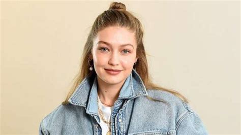Gigi Hadid Shows Off Her Baby Bump For The First Time Theres My Belly