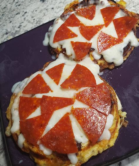 Keto pizza chaffle recipe from low carb. Keto Pizza Chaffle | Recipe | Sugar free recipes, Pizza, Keto