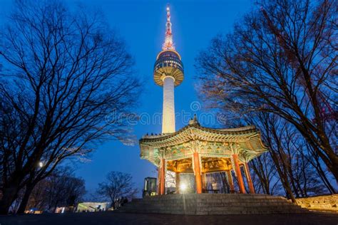 Montanha De Namsan Torre De Seoul Na Noite Em Seoul Coreia Do Sul