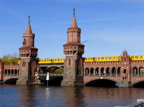 Oberbaumbruecke Mock Medieval Bridge Walled In Berlin