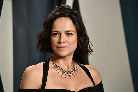 Michelle Rodriguez Dungeons And Dragons Role Pedro Pascal