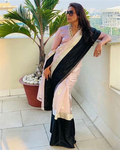 Rani Mukerji Adds Some Sexy Saree Swag To Mardaani 2 Kolkata Promotions India Today