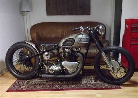 Triumph T100 Pre Unit Bobber Zzmoto