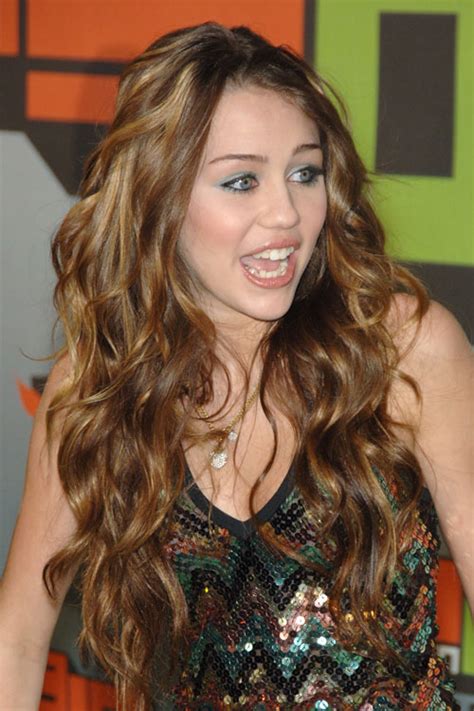 Miley Cyrus Wavy Light Brown Long Layers Hairstyle Steal Her Style