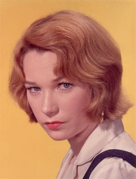 Shirley Maclaine R Classicscreenbeauties