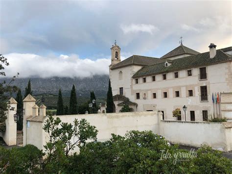 Magdalena (madeleine, y este de madeleine paulmier, cocinera francesa a la que se atribuye la invención) maillot (maillot) maître; Hotel Convento de la Magdalena, Antequera | Ida y Vuelta