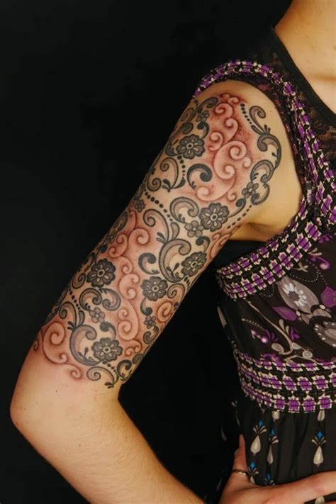 35 Diseños De Tatuajes De Encaje Asombrosos