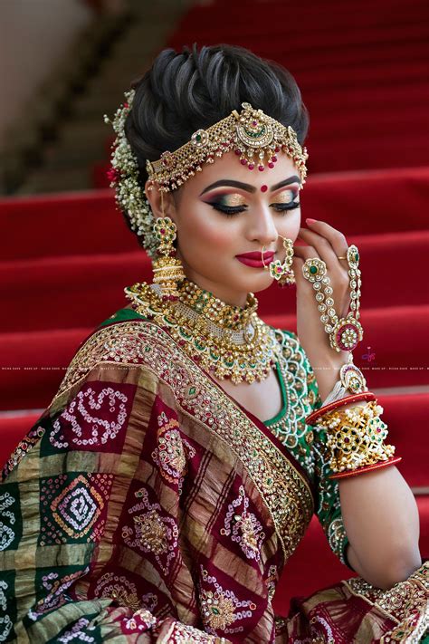 bride model at mumbai seminar and workshop mumbai makeup richa dave hairstyle prarthi dave