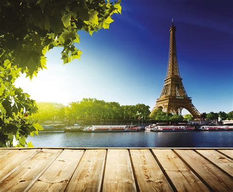 Eiffel Tower Zoom Background Eiffel Tower Zoom Background Download