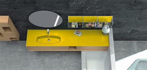 Rechts und links vom waschbecken gibt es ausreichend viel ablagefläche. Großer Waschtisch Viel Stauraum : Bad Waldblick Zweifall ...