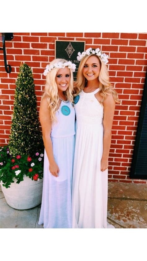 Pin By Amber On Jamie Andries Lesbian Bride White Girls Dresses