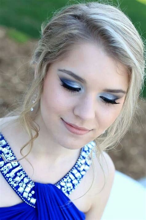 Blue Prom Makeup | Prom makeup, Beautiful makeup, Blue dress makeup