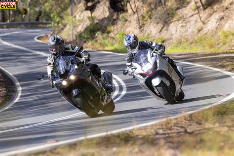 Kawasaki Zx14r Vs Suzuki Hayabusa Australian Motorcycle News