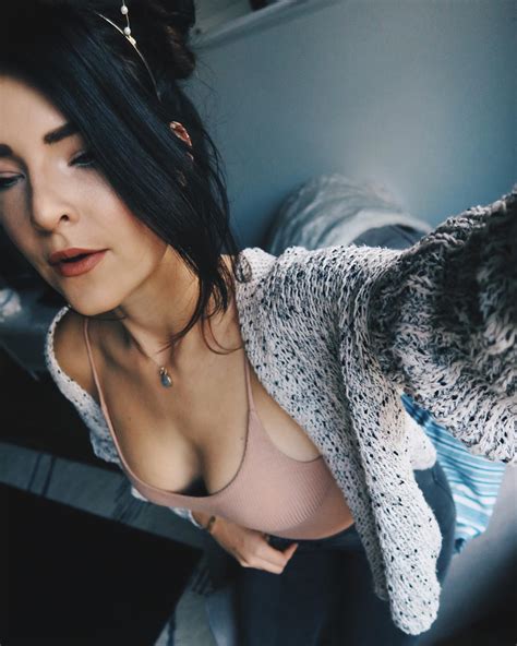 Kittyplays Sexy Pictures 39 Pics Sexy Youtubers