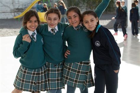 Uniforme Diario San AgustÍn International School Girls School