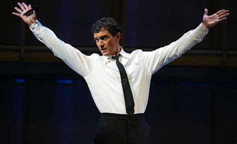 Antonio Banderas Says Hes Coming Back To Broadway Playbill