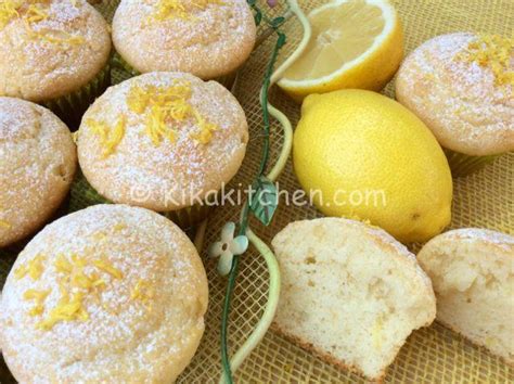 Se vi piacciono i muffin poi provate le tante nella seconda terrina versate invece, quelli liquidi, quindi uova, olio, latte e succo di limone. Muffin al limone alti e soffici. Ricetta passo passo ...