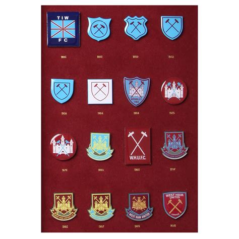 Is recognised as one of the most successful in modern football, hence its nickname the academy of football. CREST HISTORY BADGE SET