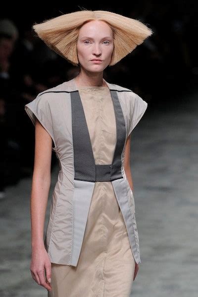 Omg How Kooky Are These Hair And Makeup Looks From The Spring 2013