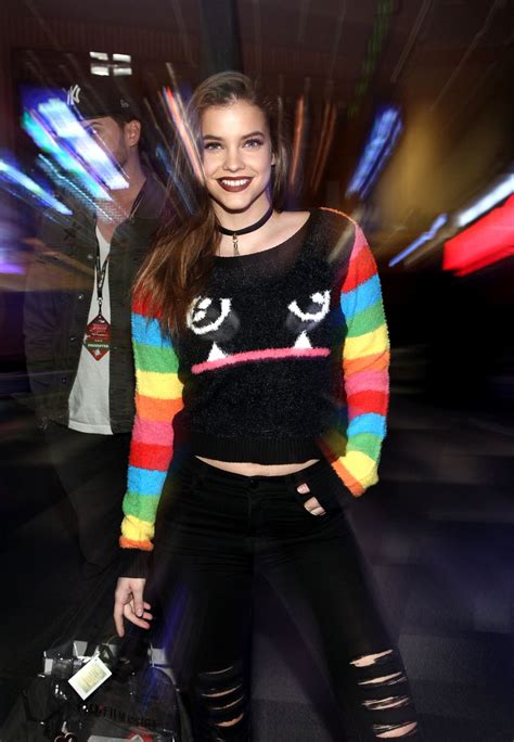 Barbara Palvin Kiis Fm Iheartradio Jingle Ball In Los Angeles 1202