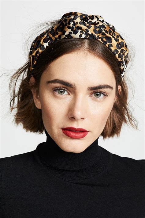Headbands Are Having A Huge Moment This Year—and Here Are Some Cute But
