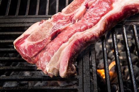 Si hay una diferencia respecto a la cantidad pedida, se hará el reembolso respectivo. Asado de tira e salsa chimichurri - BBQ4All - American ...
