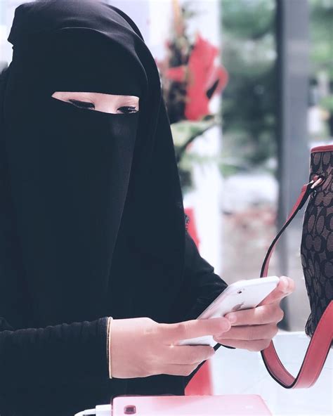 Pin On Hijabiii Queen