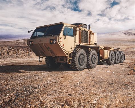 Army Oshkosh Pls Can Load Heavy Cargo In Minutes From The Safety Of Its