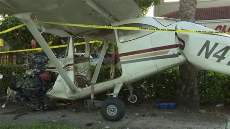 2 Seriously Injured In Broward County Plane Crash Youtube