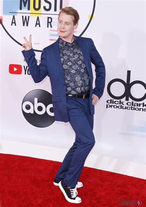 Macaulay culkin is an american actor, musician, and web host. Macaulay Culkin en los American Music Awards 2018 ...