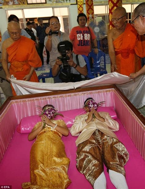 Photos Couples Married Inside Coffin As Buddhist Monks Conduct Wedding