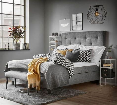 32 Lovely Relaxing Bedroom Colors And Decor Ideas Relaxing Bedroom Colors Relaxing Bedroom