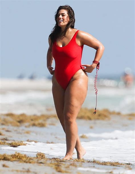 Ashley Graham Oozes Sex Appeal In Baywatch Red Swimsuit Tribute Daily