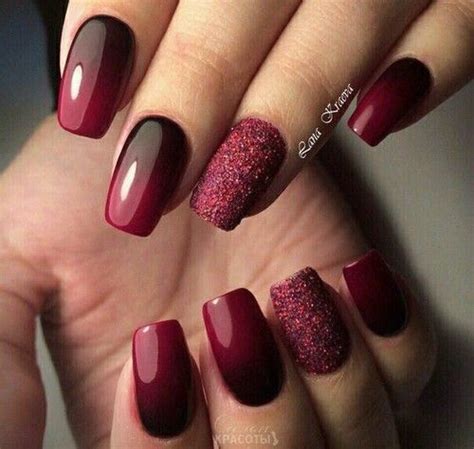 35 Gradient Glitter Ombre Nails To Add Glam Naildesigncode